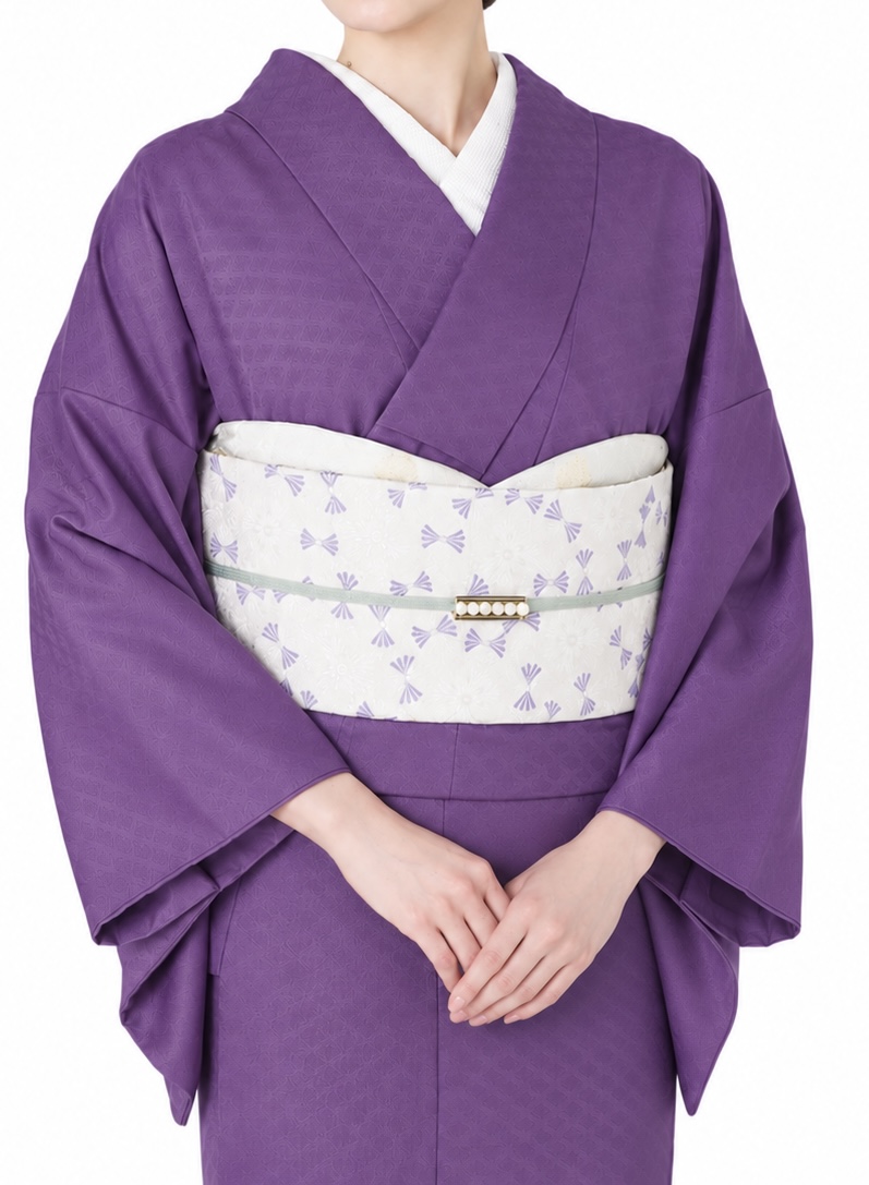 紫色に染め替えて着用した色無地